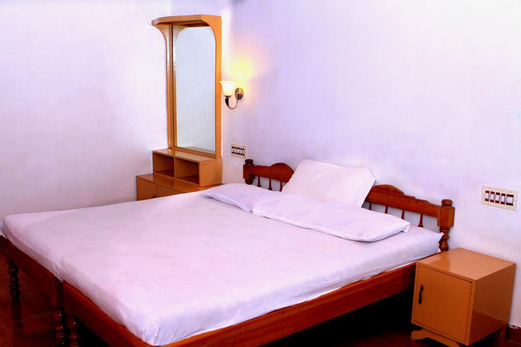 Kerala House Daire Thekkady Oda fotoğraf